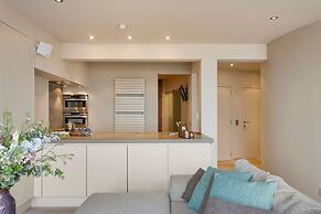 Unique Apartment With Sea-view Near the Center