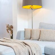 Stylish Duplex Apartment in a Renovated Town House