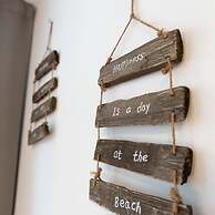 Stylish Duplex Apartment in a Renovated Town House