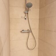 Stylish Duplex Apartment in a Renovated Town House