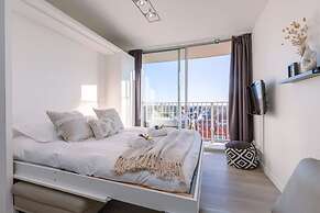 Modern Studio Near the sea and Beach