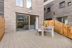 New Holiday Home With Parking Near the Beach