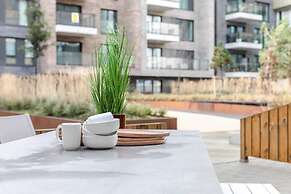 New Holiday Home With Parking Near the Beach