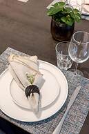 New Holiday Home With Parking Near the Beach