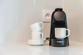 New Holiday Home With Parking Near the Beach