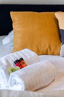 New Holiday Home With Parking Near the Beach