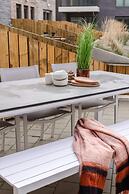 New Holiday Home With Parking Near the Beach