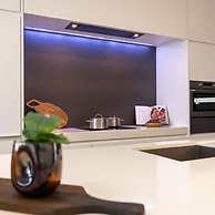 Modern Apartment at the Beach With Parking