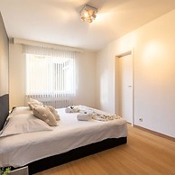 Modern Apartment at the Beach With Parking