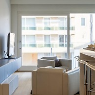 Modern Apartment at the Beach With Parking