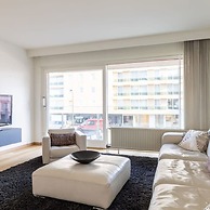 Modern Apartment at the Beach With Parking