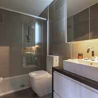 Modern Apartment at the Beach With Parking