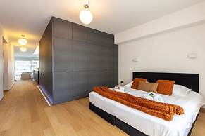 Modern Apartment at the Beach With Parking