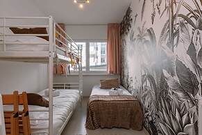 Lovely Sunny Flat Just Near the Beach and the sea