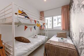 Lovely Sunny Flat Just Near the Beach and the sea