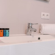 Lovely Sunny Flat Just Near the Beach and the sea