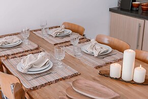 Lovely Sunny Flat Just Near the Beach and the sea