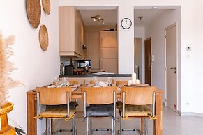 Lovely Sunny Flat Just Near the Beach and the sea