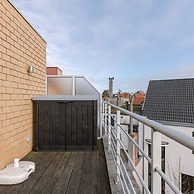 Superb Duplex Within Walking Distance of the sea