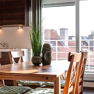 Superb Duplex Within Walking Distance of the sea