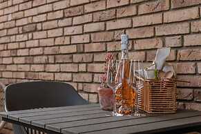 Modern Apartment in a new Residence Near the sea