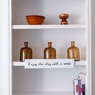 Beautiful and Spacious Studio With Side Seaview