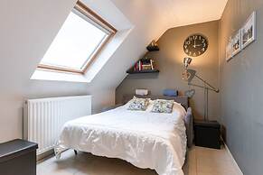 Modern Duplex Apartment Near the Beach