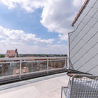 Stunning Studio With Sea-view on top Location