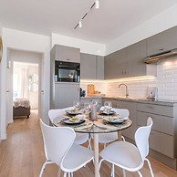 Stunning Studio With Sea-view on top Location