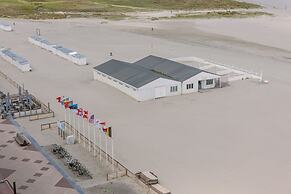 Stunning Studio With Sea-view on top Location