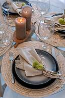 Stunning Studio With Sea-view on top Location