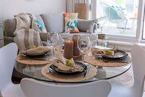 Stunning Studio With Sea-view on top Location