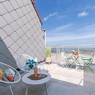 Stunning Studio With Sea-view on top Location