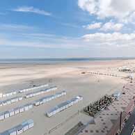 Stunning Studio With Sea-view on top Location