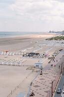 Stunning Studio With Sea-view on top Location