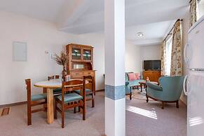 Cosy Apartment at Walking Distance From the Beach