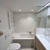 Luxuriuous Family Apartment With Beach View