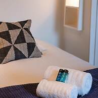 Luxuriuous Family Apartment With Beach View