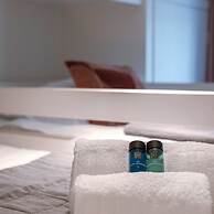 Luxuriuous Family Apartment With Beach View