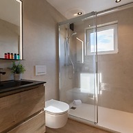 Cosy Apartment With Vintage Interior