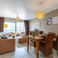 Cosy Flat With Lateral sea View