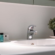 Cosy Flat With Lateral sea View