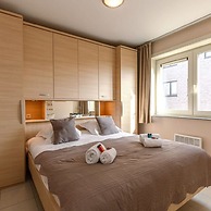 Cosy Flat With Lateral sea View