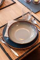 Cosy Flat With Lateral sea View