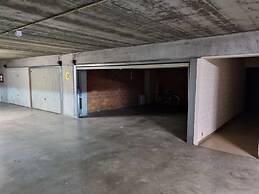 Spacious Modern sea View Apartment With Garage