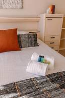 Spacious Modern sea View Apartment With Garage