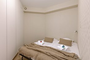 Spacious Modern sea View Apartment With Garage