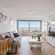 Apartment With Frontal sea View in Knokke