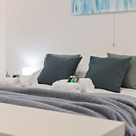 Apartment With Frontal sea View in Knokke