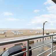 Apartment With Frontal sea View in Knokke